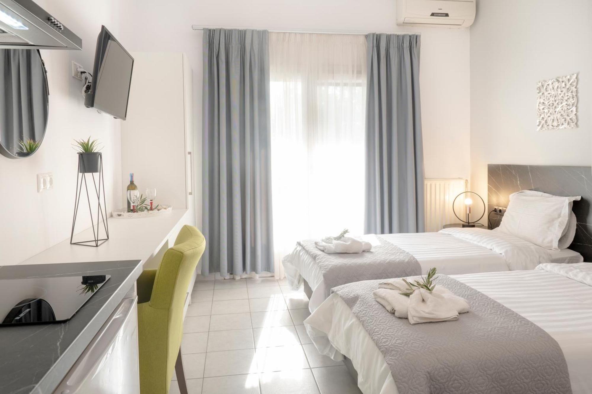 Hotel Papanikolaou Ierissos Exteriör bild